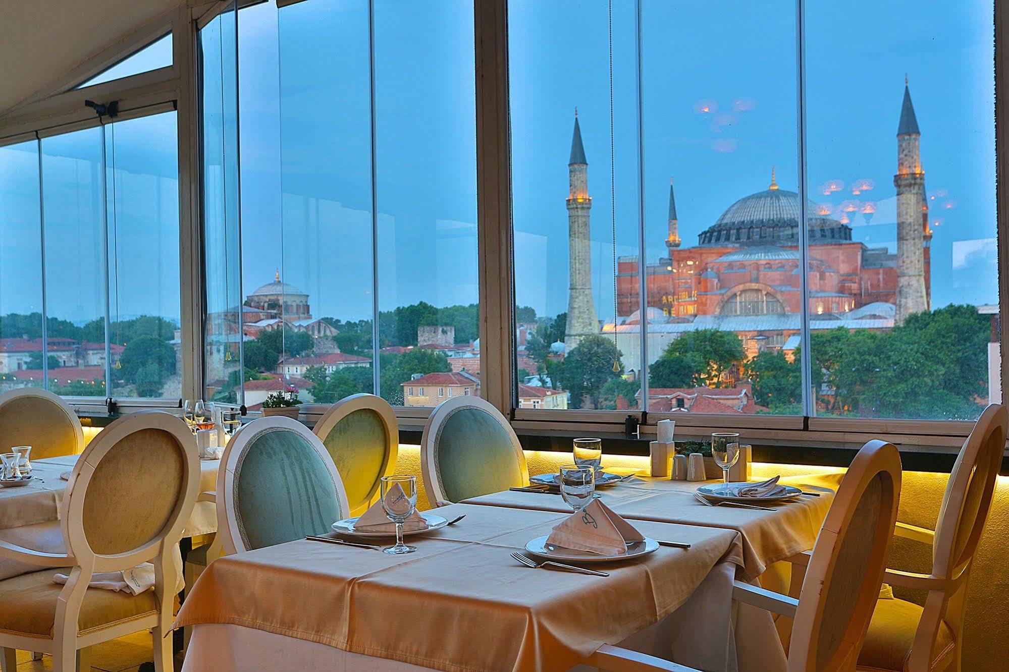 The Istanbul Hotel Eksteriør bilde